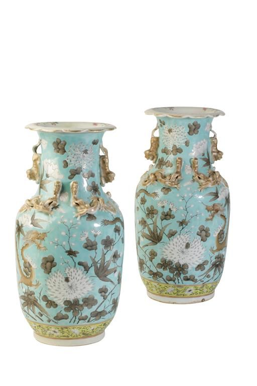 PAIR OF FAMILLE-ROSE VASES, LATE QING DYNASTY