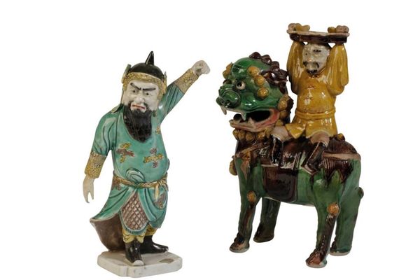 FAMILLE VERTE POTTERY FIGURE, KANGXI PERIOD