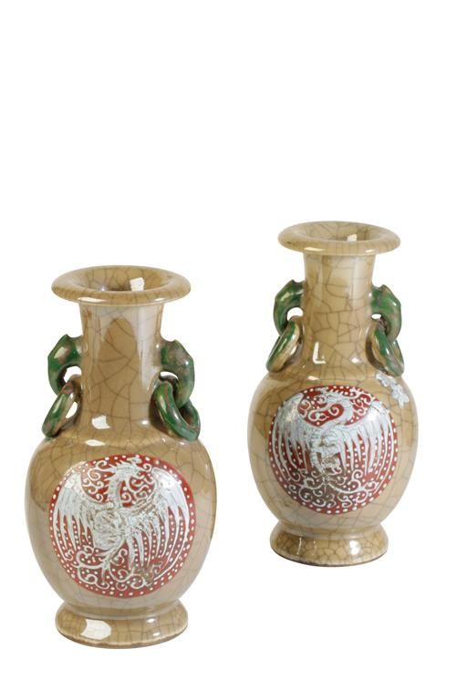 PAIR OF CRACKLE-GLAZE 'PHOENIX' VASES, LATE QING / EARLY REPUBLIC PERIOD