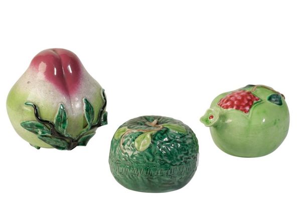 THREE FAMILLE ROSE GLAZED POTTERY FRUIT, LATE QING DYNASTY