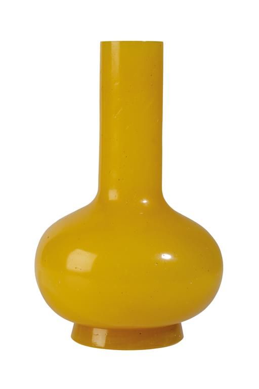 PEKING YELLOW GLASS VASE