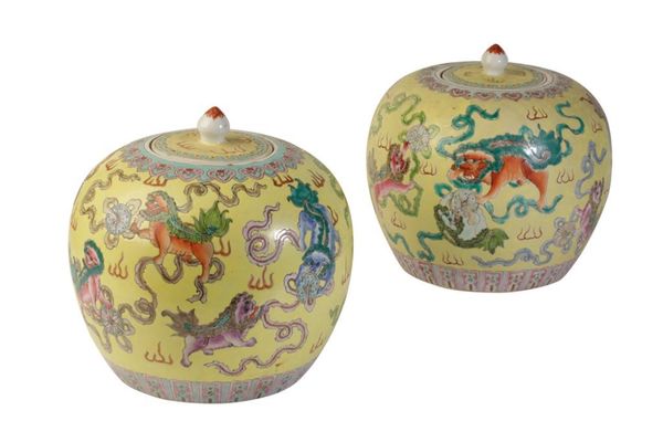 PAIR OF FAMILLE-JAUNE COVERED JARS, REPUBLIC PERIOD