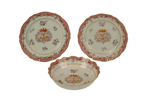 TWO EXPORT FAMILLE-ROSE PLATES AND A BOWL, QING DYNASTY, 18TH CENTURY