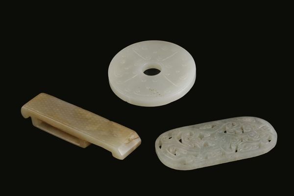 CARVED WHITE JADE DISC