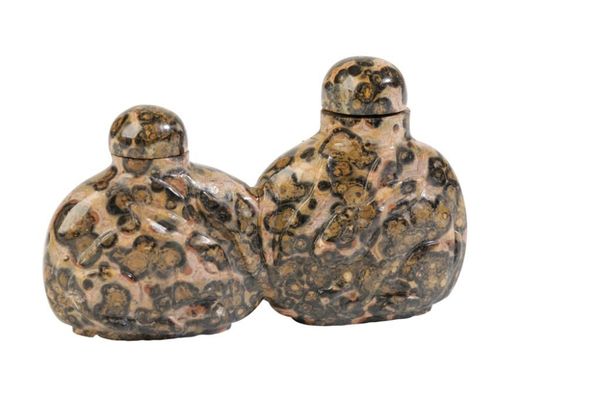 CARVED 'PUDDING STONE' DOUBLE SNUFF BOTTLE