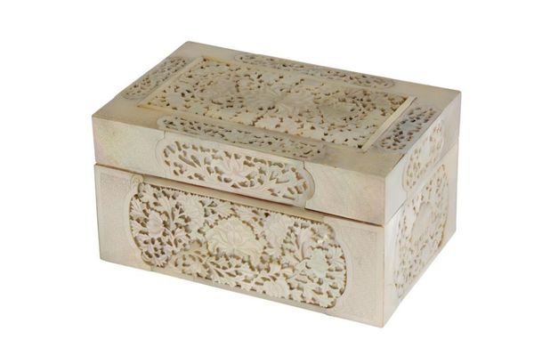 CARVED MOTHER-OF-PEARL EXPORT BOX AND COVER, QING DYNASTY, 19TH CENTURY