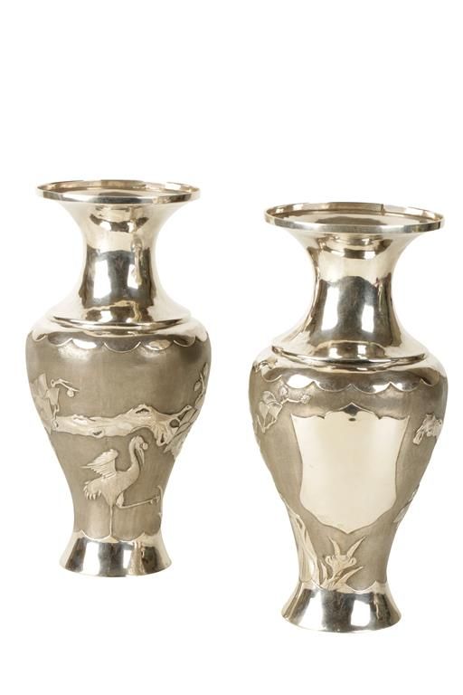 PAIR OF CHINESE EXPORT SILVER VASES, QING DYNASTY, 19TH CENTURY