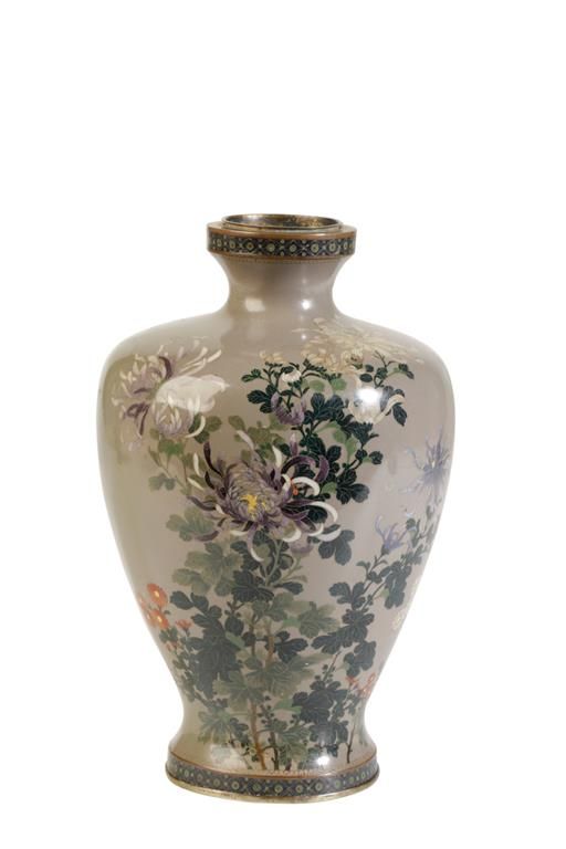 JAPANESE CLOISONNE VASE, MEIJI PERIOD