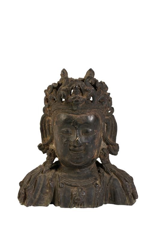 BRONZE BUST OF GUANYIN, MING DYNASTY