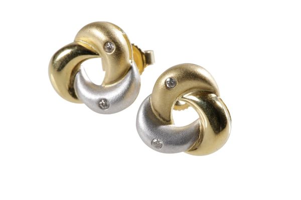 WHITE AND YELLOW GOLD EARRINGS