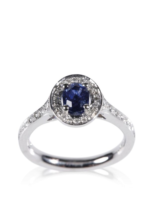 RICH HAYES SAPPHIRE AND DIAMOND RING