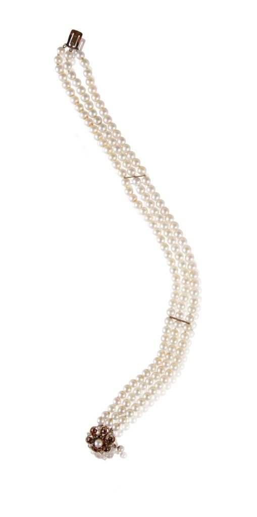 MIKIMOTO CULTURED PEARL CHOKER