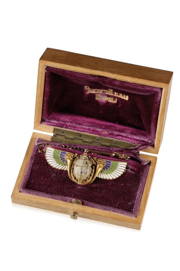 19TH CENTURY EGYPTION REVIVAL WINGED SCARAB BROOCH