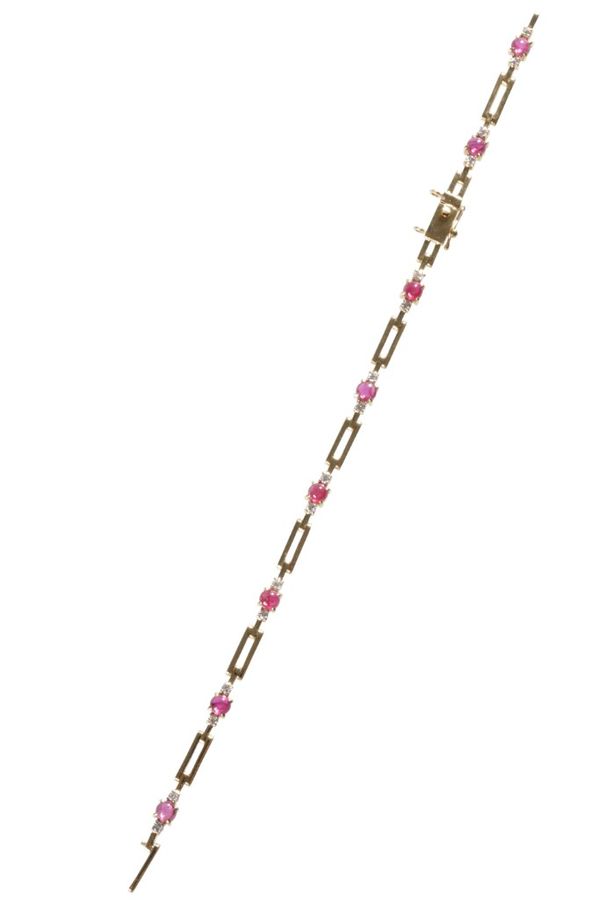 18K YELLOW GOLD FANCY-LINK RUBY AND DIAMOND BRACELET