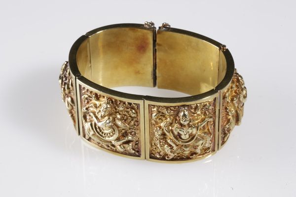 INDIAN YELLOW METAL BANGLE