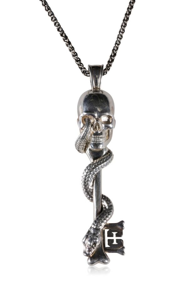 THEO FENNELL UNMARKED WHITE METAL SKULL KEY PENDANT