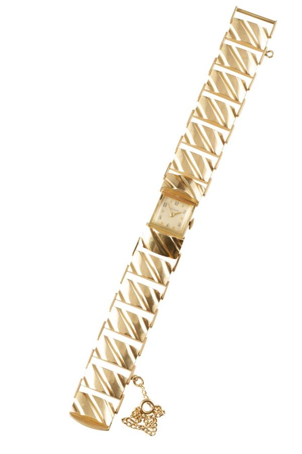 LE-COULTRE 14CT GOLD LADY'S BRACELET WATCH