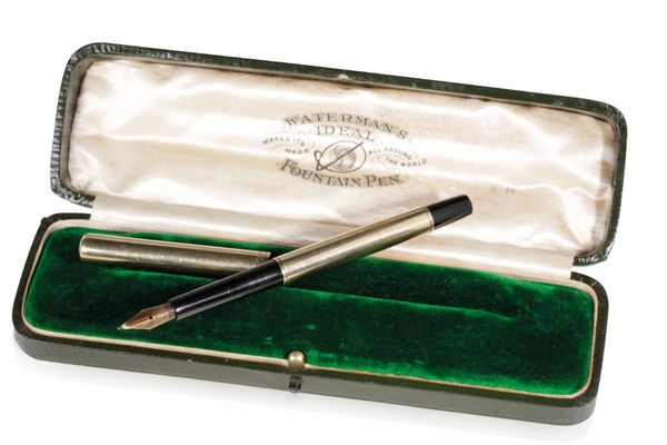 9ct GOLD WATERMAN'S IDEAL FOUNTAIN PEN