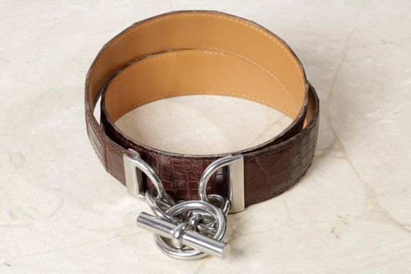 HERMES: BROWN ALLIGATOR LEATHER AND CHAIN D'ANCRE BELT