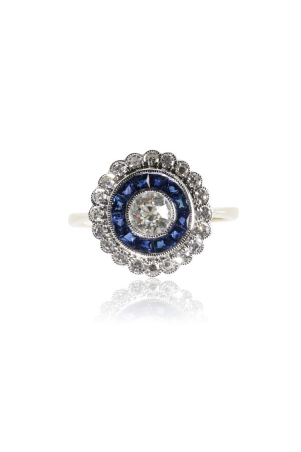 ART DECO STYLE SAPPHIRE AND DIAMOND CLUSTER RING