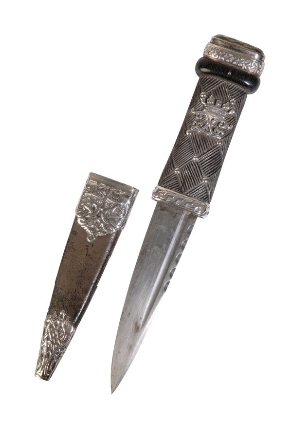 SILVER SGIAN-DUBH