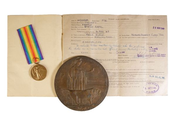 VICTORY MEDAL AND PLAQUE WITH CARD COVER to 29412 Pte. W. Collett