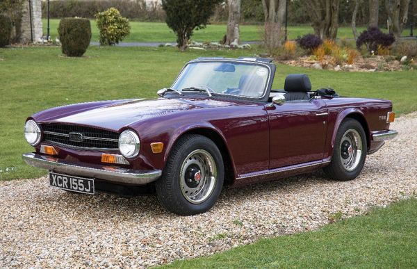 1971 TR6 2.5 FUEL INJECTION RED CONVERTIBLE