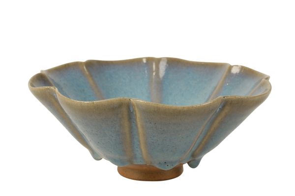 CHARLES VYSE (1882 - 1971): A CHELSEA STUDIO POTTERY STONEWARE FOOTED BOWL