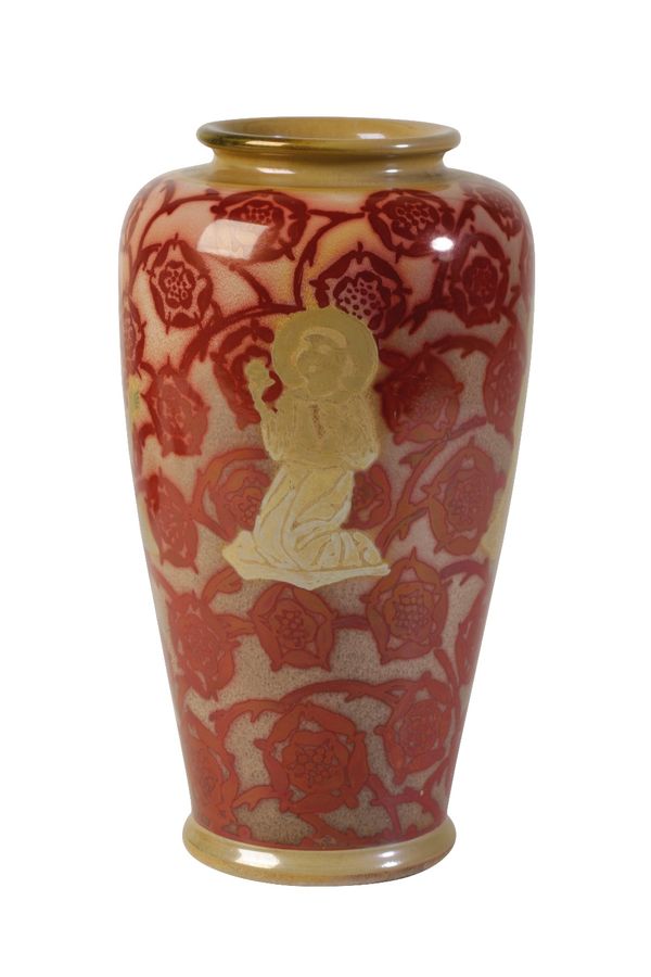 GORDON FORSYTH FOR PILKINGTONS ROYAL LANCASTRIAN: A LUSTREWARE VASE