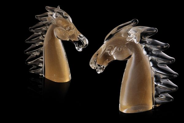 IN THE MANNER OF ARCHIMEDE SEGUSO: A PAIR OF MURANO GLASS HORSE HEADS