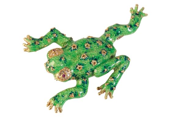 18K YELLOW GOLD AND ENAMELED FROG BROOCH