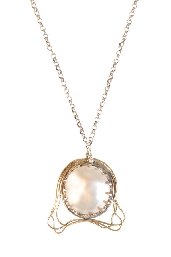 MOTHER OF PEARL PENDANT AND CHAIN