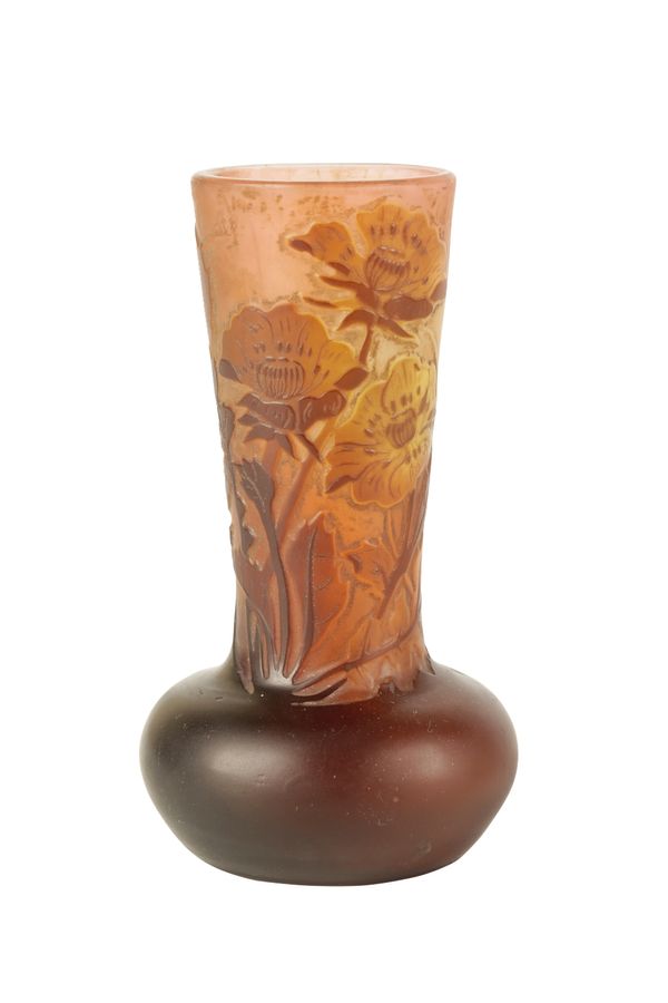 EMILE GALLE (1846-1904): A CAMEO GLASS VASE