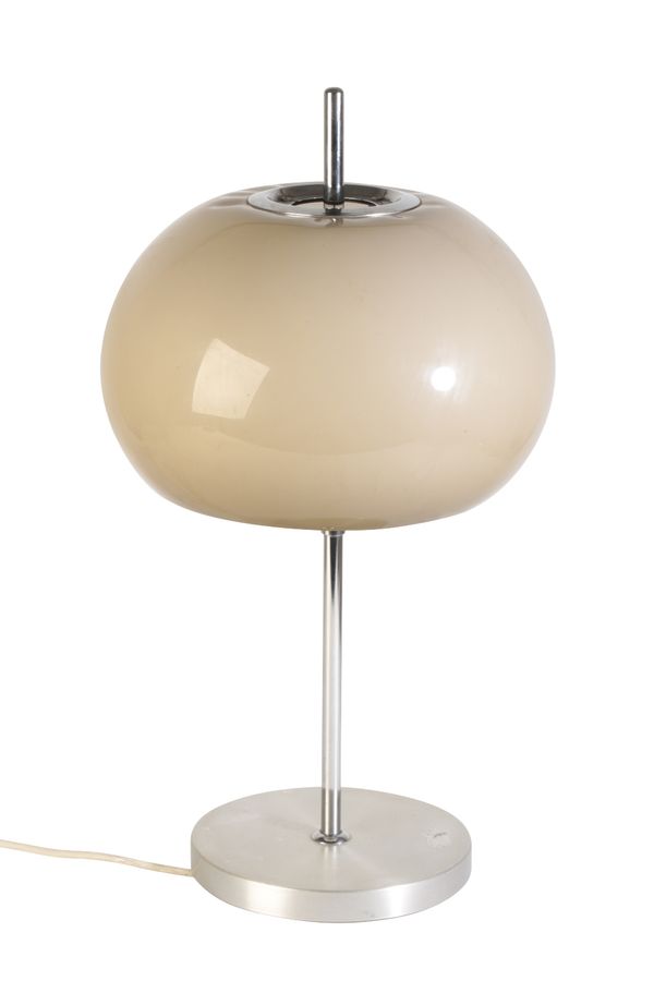 HARVEY GUZZINI: A MUSHROOM TABLE LAMP