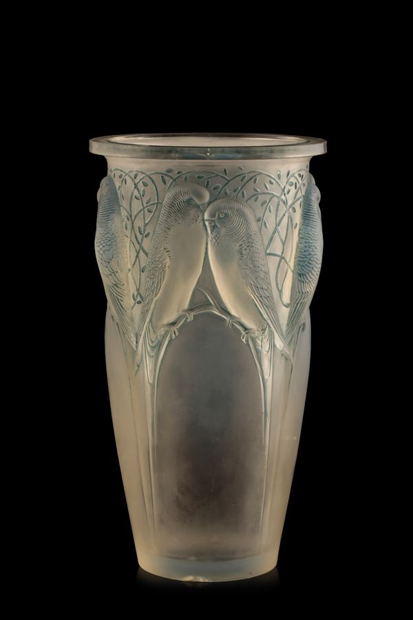RENE LALIQUE: A "CEYLAN" OPALESCENT BLUE STAINED GLASS VASE