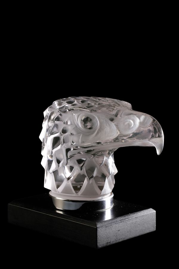 RENE LALIQUE: AN ART DECO "TETE D'AIGLE" FROSTED AND CLEAR GLASS CAR MASCOT