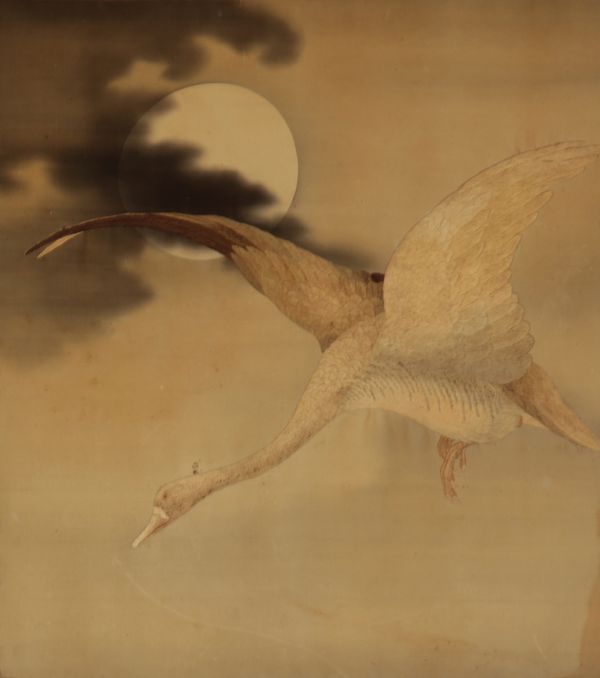 A JAPANESE SILK PICTURE OF A FLYING SWAN