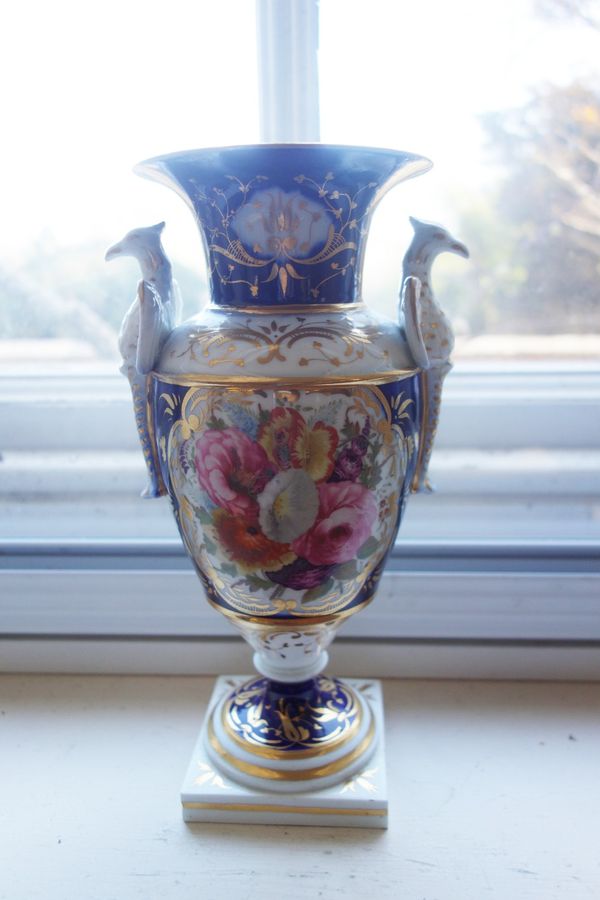 A BLOOR DERBY TYPE CAMPANA-SHAPED VASE