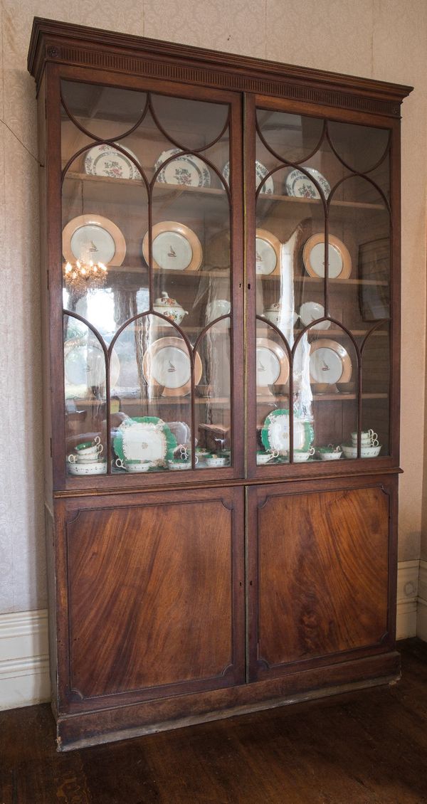 A GEORGE III MAHOGANY LIBRARY BOOKCASE