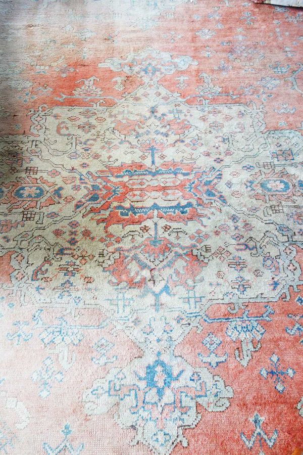 A LARGE TURKOMAN TYPE "COUNTRY HOUSE" CARPET