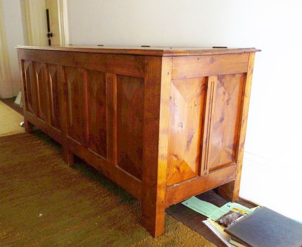 AN ESTATE MADE YEW WOOD COFFER