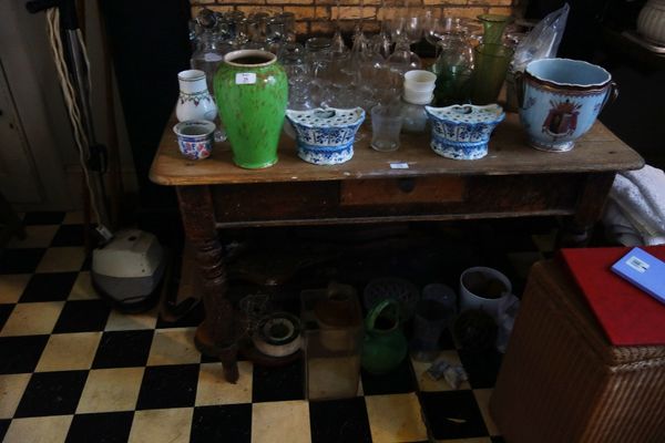 A VICTORIAN PINE KITCHEN TABLE