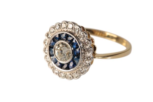 ART DECO STYLE SAPPHIRE AND DIAMOND RING