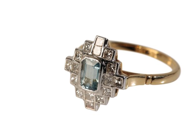 ART DECO STYLE CUBIC ZIRCONIA, DIAMOND AND AQUAMARINE RING