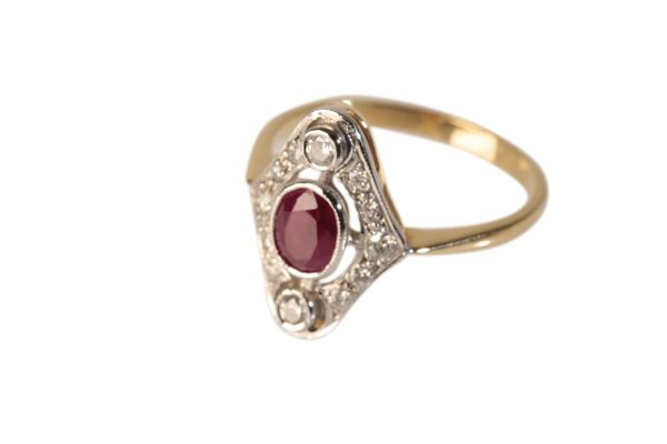 ART DECO STYLE RUBY AND DIAMOND RING