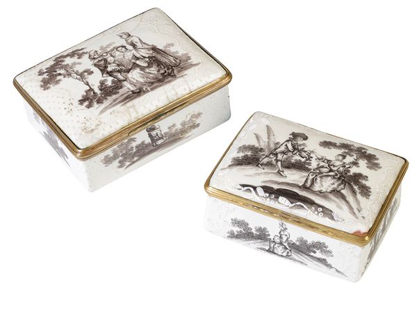 TWO CONTINENTAL ENAMEL SNUFF BOXES