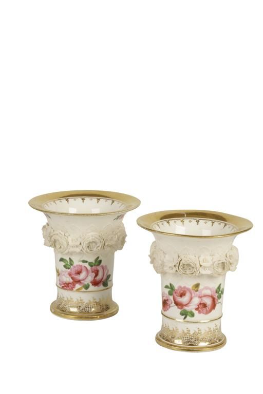 A PAIR OF PORCELAIN SPODE STYLE VASES