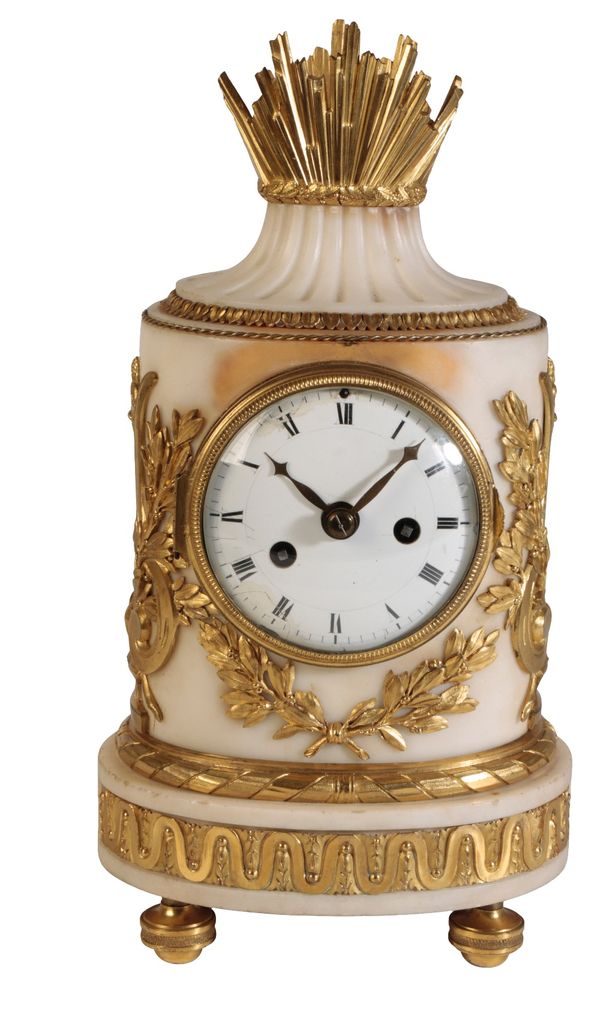 19TH CENTURY FRENCH MARBLE AND ORMOLU MANTLE CLOCK