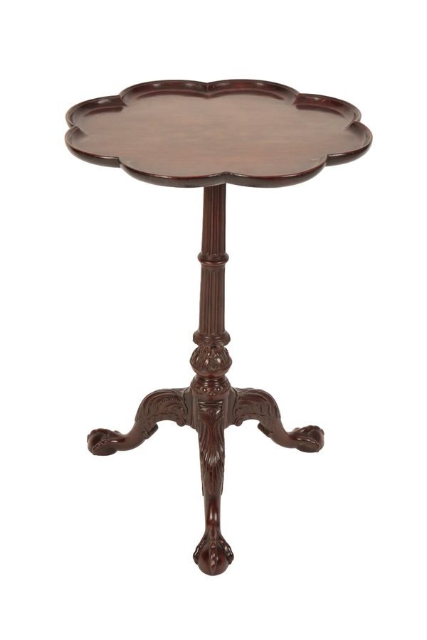 FINE EARLY GEORGE III MAHOGANY OCCASIONAL TABLE