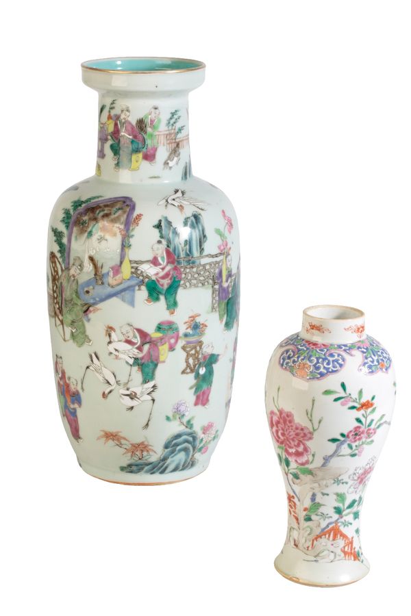 FAMILLE ROSE BALUSTER VASE